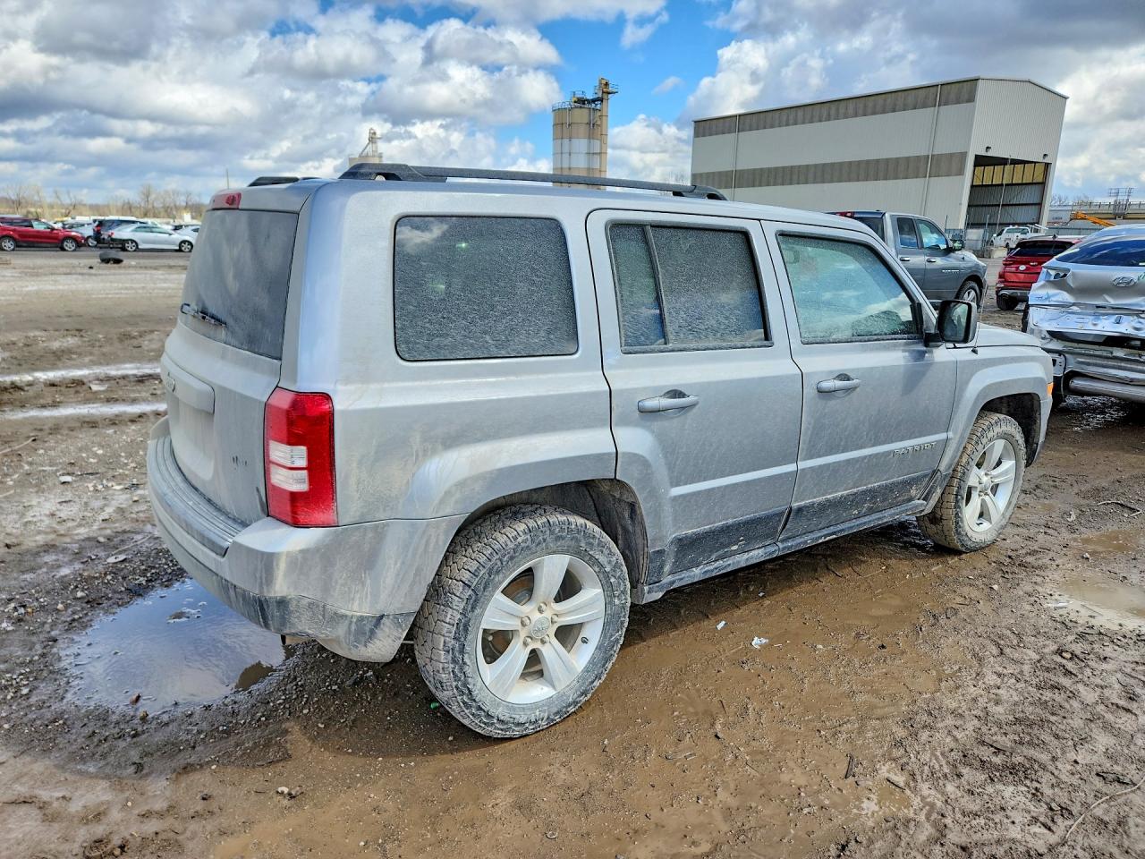 2017 Jeep Patriot VIN 1C4NJRBB0HD181711 COPART salvage auction — Front End, KS - CERT OF TITLE-SALVAGE, sold $700 on 2026-07-09 (photo 3)
