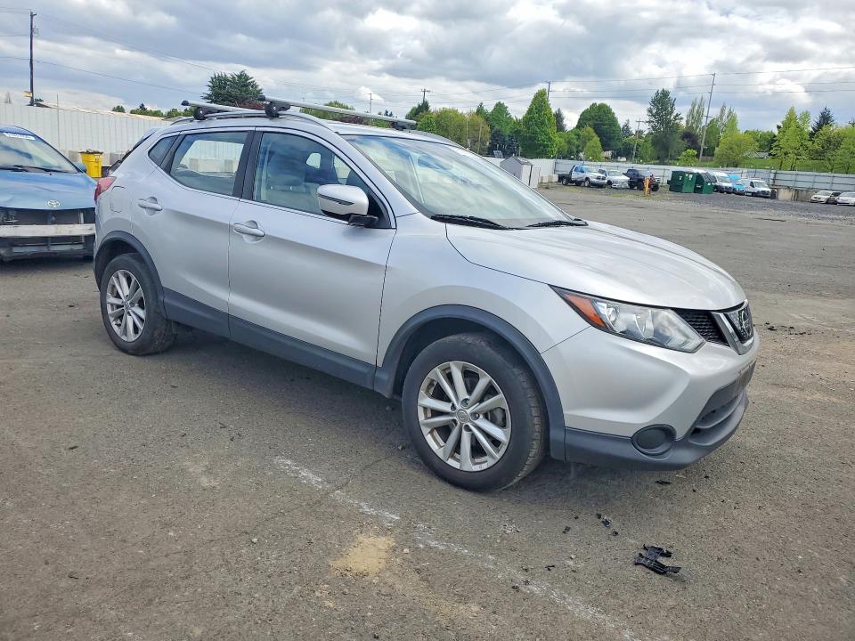 2018 Nissan Rogue VIN JN1BJ1CR3JW250517 COPART salvage auction — REAR END, Or - Salvage Title Certificate, sold $1,900 on 2026-07-06 (photo 4)