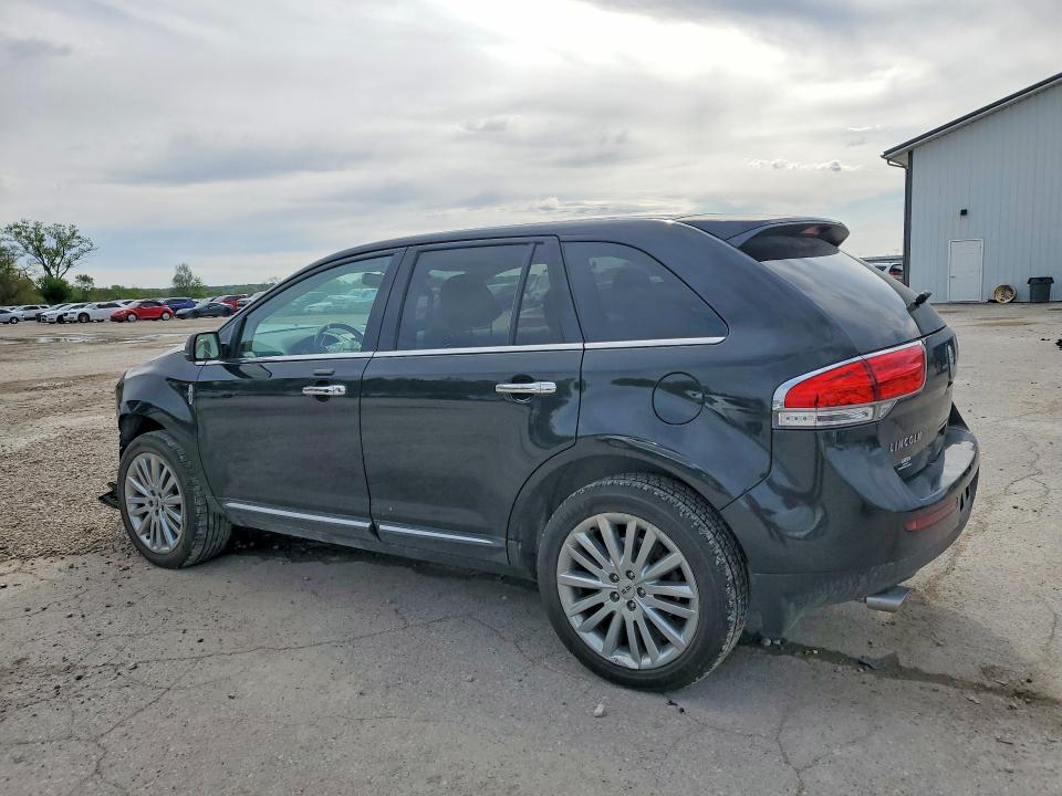 2013 Lincoln Mkx VIN 2LMDJ8JK0DBL35924 COPART salvage auction — FRONT END, Il - Salvage Certificate, sold $1,050 on 2026-07-10 (photo 2)