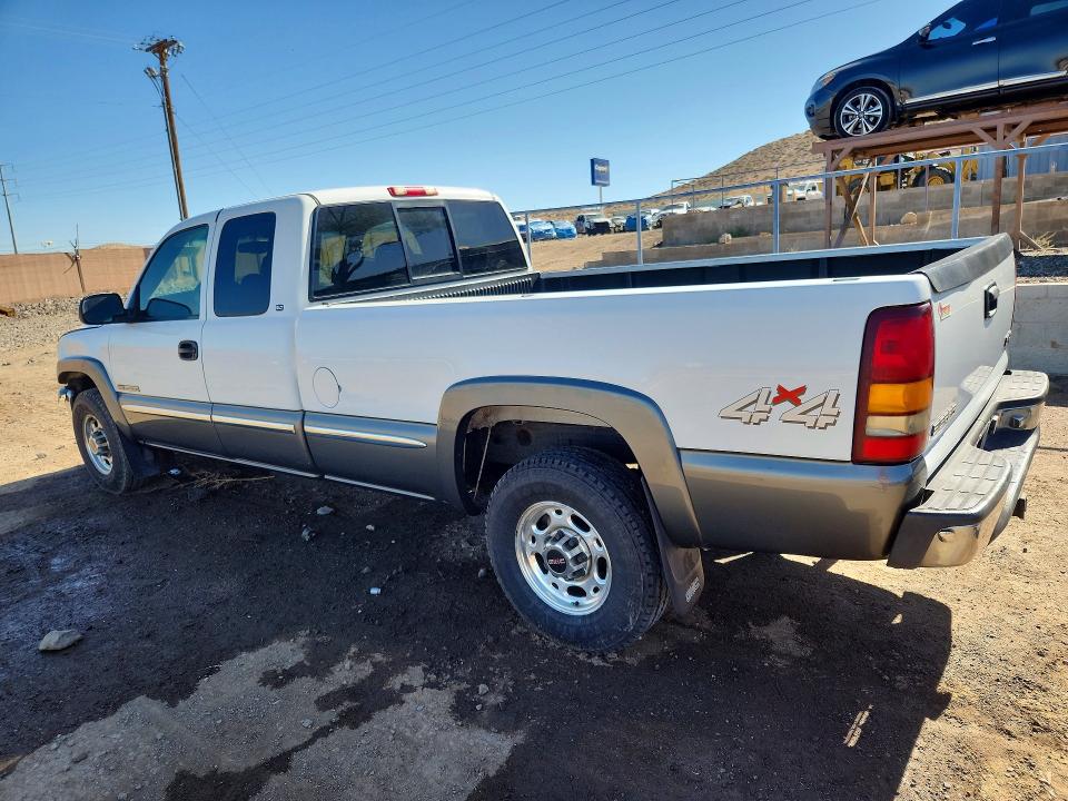 2000 Gmc SIERRA VIN 1GTGK29U5YE180892 COPART salvage auction — FRONT END, Nm - Cert Of Title-Salvage, sold $500 on 2026-07-23 (photo 2)