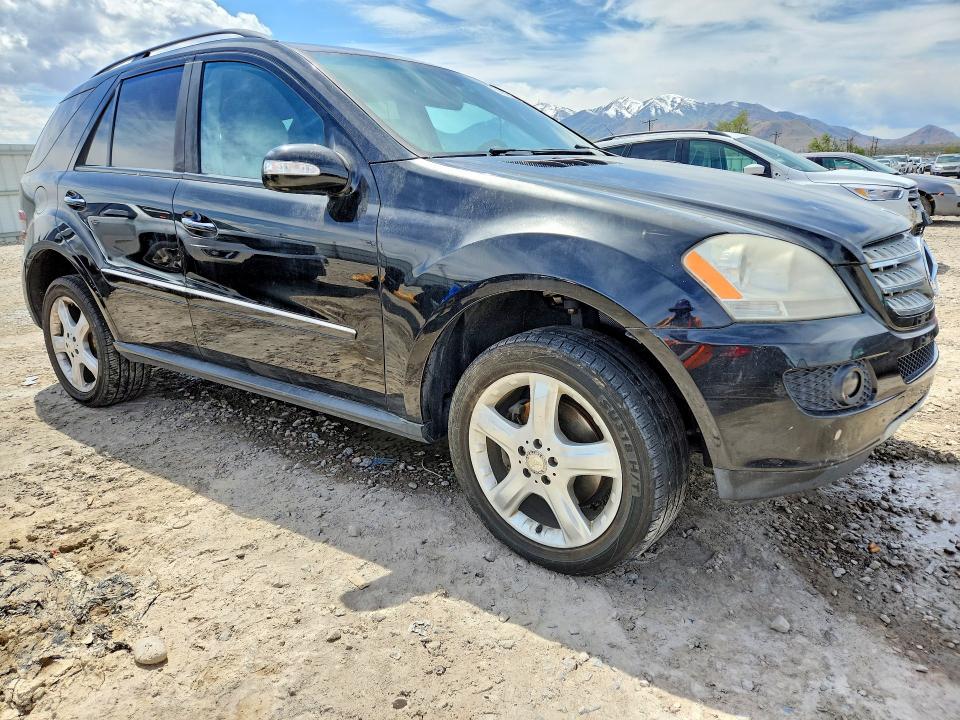 2008 Mercedes-benz Ml-class VIN 4JGBB86E58A385206 COPART salvage auction — REAR END, Tx - Salvage Vehicle Title, sold $350 on 2026-07-10 (photo 4)