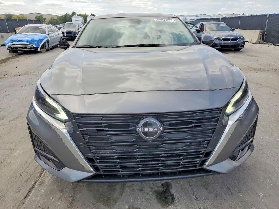 2023 Nissan Altima VIN 1N4BL4DV4PN366804 COPART salvage auction — REAR END, TN - SALVAGE CERTIFICATE, sold $7,500 on 2026-07-30 (photo 5)