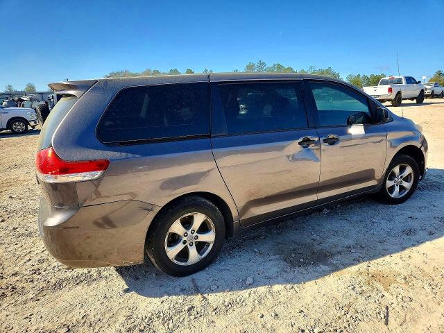 2011 Toyota Sienna VIN 5TDKA3DCXBS001202 COPART salvage auction — FRONT END, FL - CERTIFICATE OF TITLE, sold $775 on 2026-07-31 (photo 3)