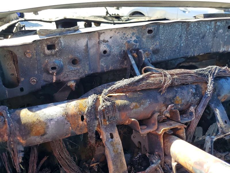 2014 Toyota Tacoma VIN 5TFTU4GN4EX063840 COPART salvage auction — BURN, NV - NON-REPAIRABLE VEHICLE CERT, sold $125 on 2026-07-27 (photo 9)