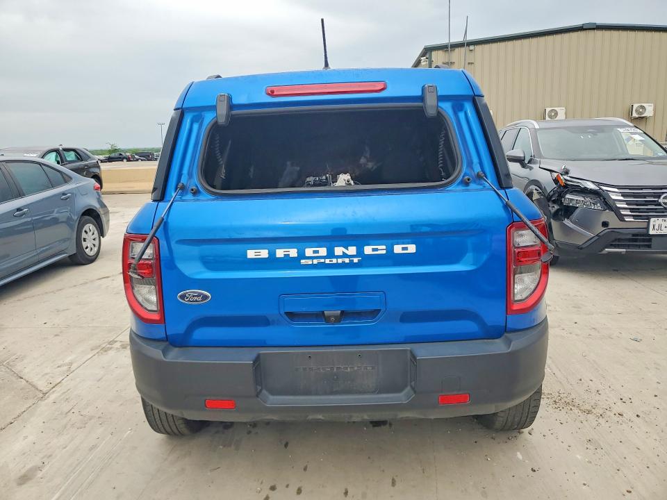 2022 Ford Bronco sport VIN 3FMCR9B69NRD21384 COPART salvage auction — BURN, Tx - Nonrepairable Title, sold $750 on 2026-07-02 (photo 6)