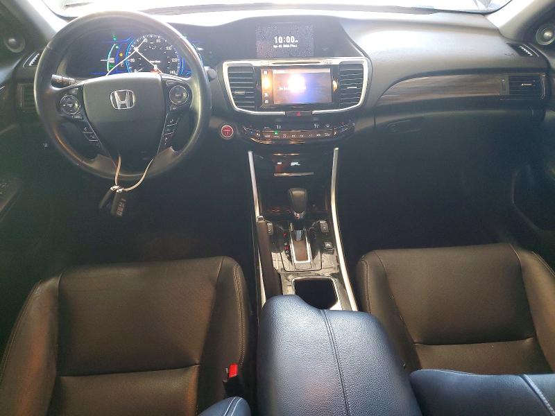 2017 Honda Accord VIN JHMCR6F59HC022953 COPART salvage auction — HAIL, Ky - Hail Salvage Brand, sold $4,250 on 2026-07-13 (photo 8)
