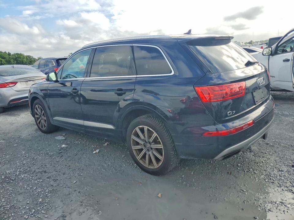 2018 Audi Q7 VIN WA1VAAF74JD006921 COPART salvage auction — NORMAL WEAR, Fl - Certificate Of Title, sold $4,150 on 2026-07-28 (photo 2)