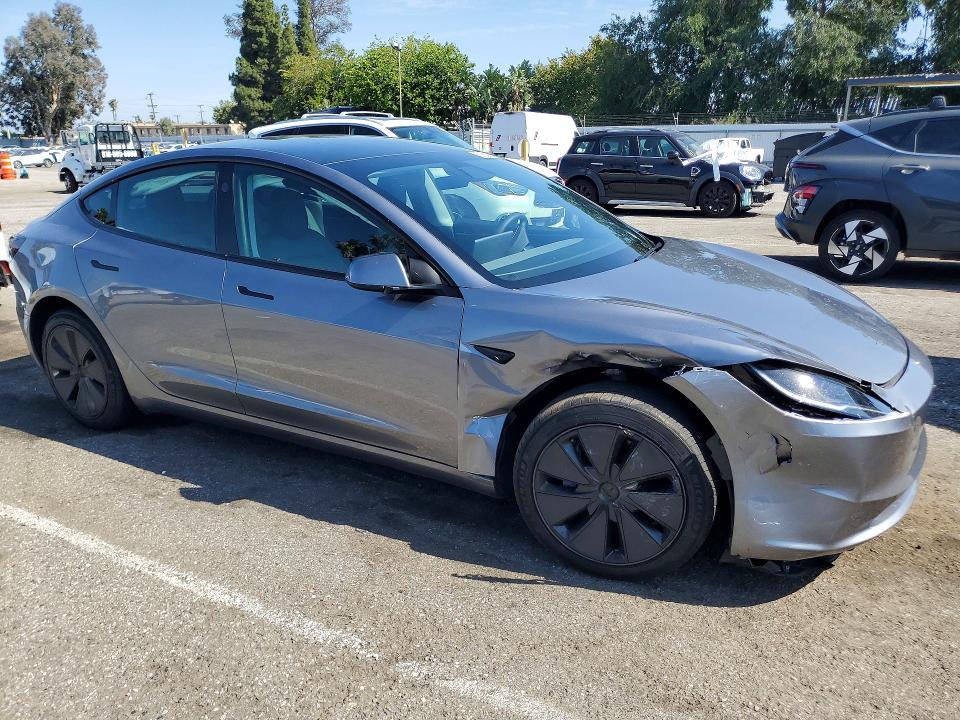 2025 Tesla Model 3 VIN 5YJ3E1EA1SF936218 COPART salvage auction — FRONT END, Ca - Salvage Certificate, sold $7,300 on 2026-07-28 (photo 4)
