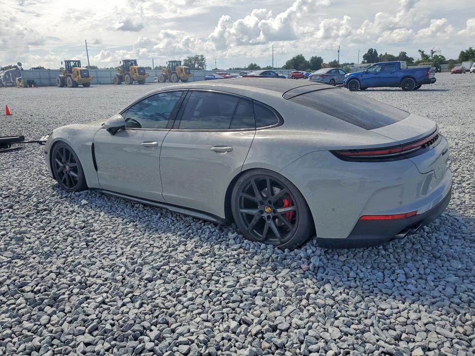 2025 Porsche Panamera VIN WP0AA2YA0SL010152 COPART salvage auction — VANDALISM, FL - CERT OF TITLE-SALVAGE THEFT, sold $65,500 on 2026-07-09 (photo 2)