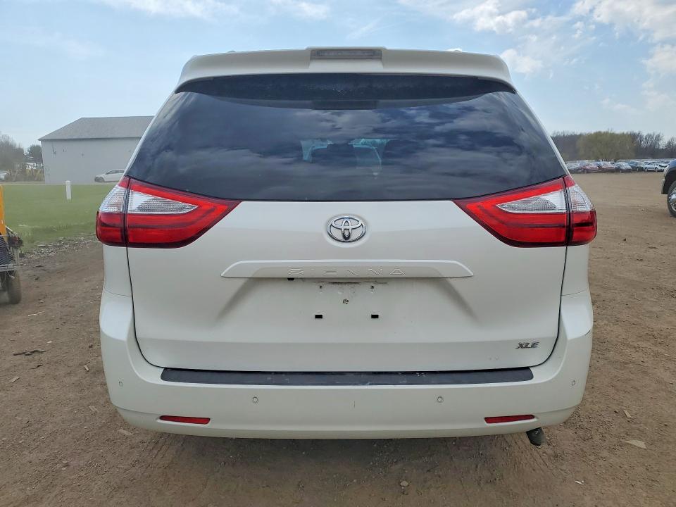 2019 Toyota Sienna VIN 5TDYZ3DC5KS010697 COPART salvage auction — FRONT END, Oh - Cert Of Title-Salvage, sold $13,000 on 2026-07-09 (photo 6)