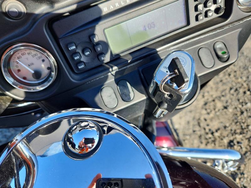 2007 Harley-davidson Flhx VIN 1HD1KB4137Y677244 COPART salvage auction — SIDE, OR - SALVAGE TITLE CERTIFICATE, sold $850 on 2026-07-30 (photo 8)