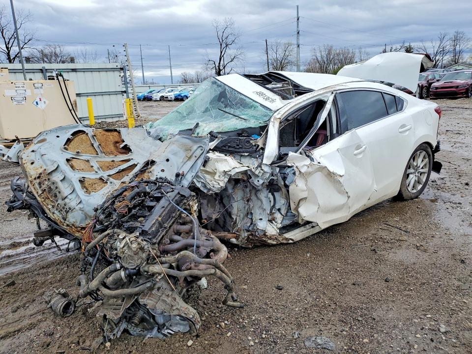 2014 Mazda 6 VIN JM1GJ1V61E1119322 COPART salvage auction — ROLLOVER, MI - CERTIFICATE OF TITLE, sold $175 on 2026-07-24 (photo 1)