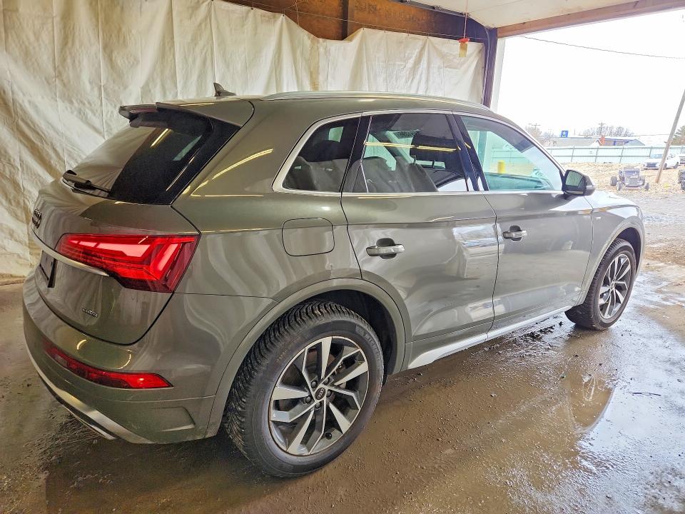 2024 Audi Q5 VIN WA1EAAFY1R2027662 COPART salvage auction — SIDE, Md - Cert Of Salvage > 75% Damage, sold $20,300 on 2026-07-02 (photo 3)