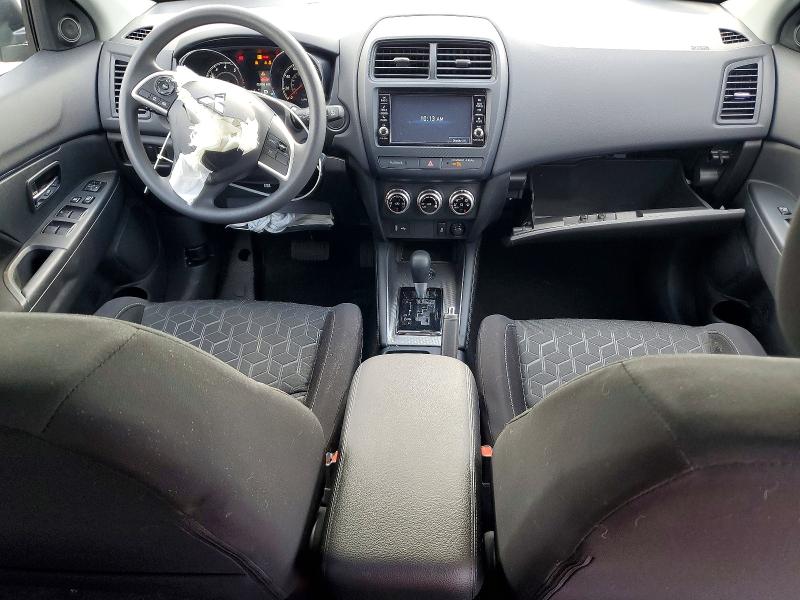 2025 Mitsubishi Outlander VIN JA4ARUAU9SU012172 COPART salvage auction — FRONT END, Salvage Title, sold $800 on 2026-07-27 (photo 8)