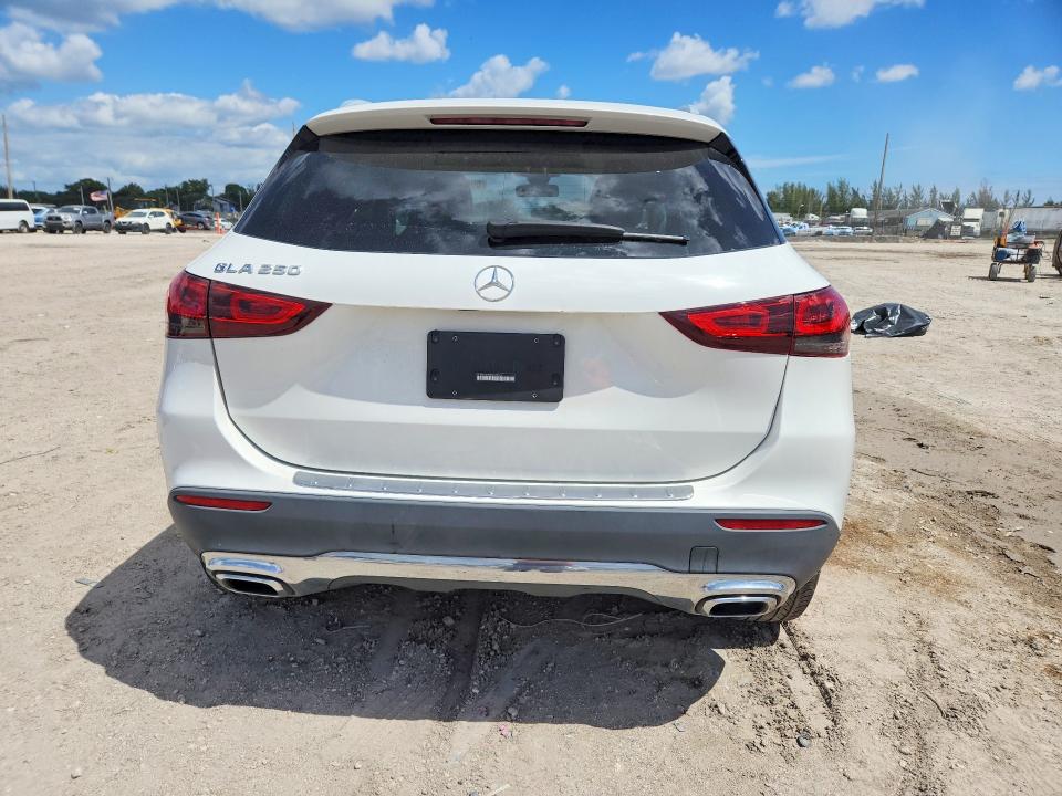 2022 Mercedes-benz Gla-class VIN W1N4N4GBXNJ400563 COPART salvage auction — SIDE, FL - CERT OF TITLE SLVG REBUILDABLE, sold $11,000 on 2026-08-18 (photo 6)