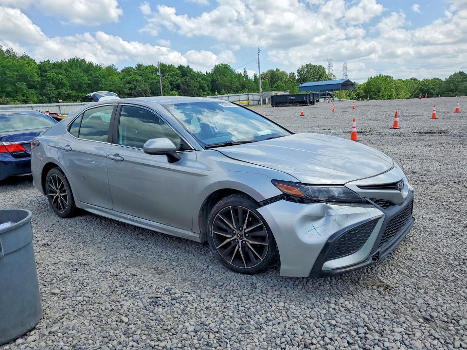 2021 Toyota Camry VIN 4T1G11AK6MU416050 COPART salvage auction — REAR END, TN - SALVAGE CERTIFICATE, sold $4,750 on 2026-07-02 (photo 4)