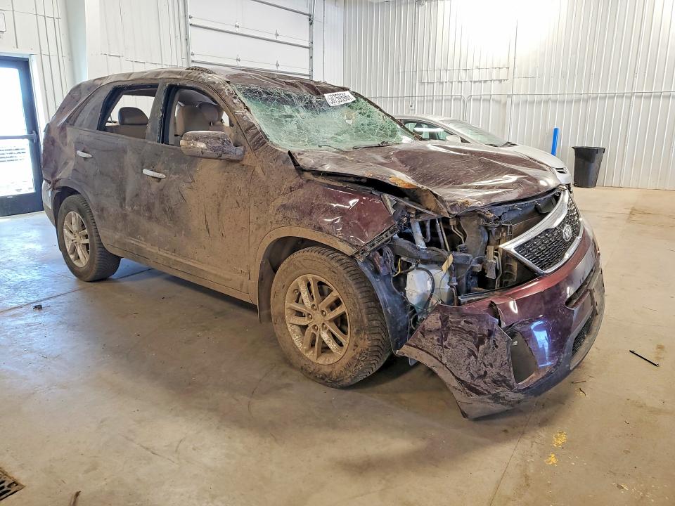 2014 Kia Sorento VIN 5XYKTCA6XEG438871 COPART salvage auction — ROLLOVER, Mn - Cert Of Title-Salvage, sold $1,450 on 2026-07-09 (photo 4)