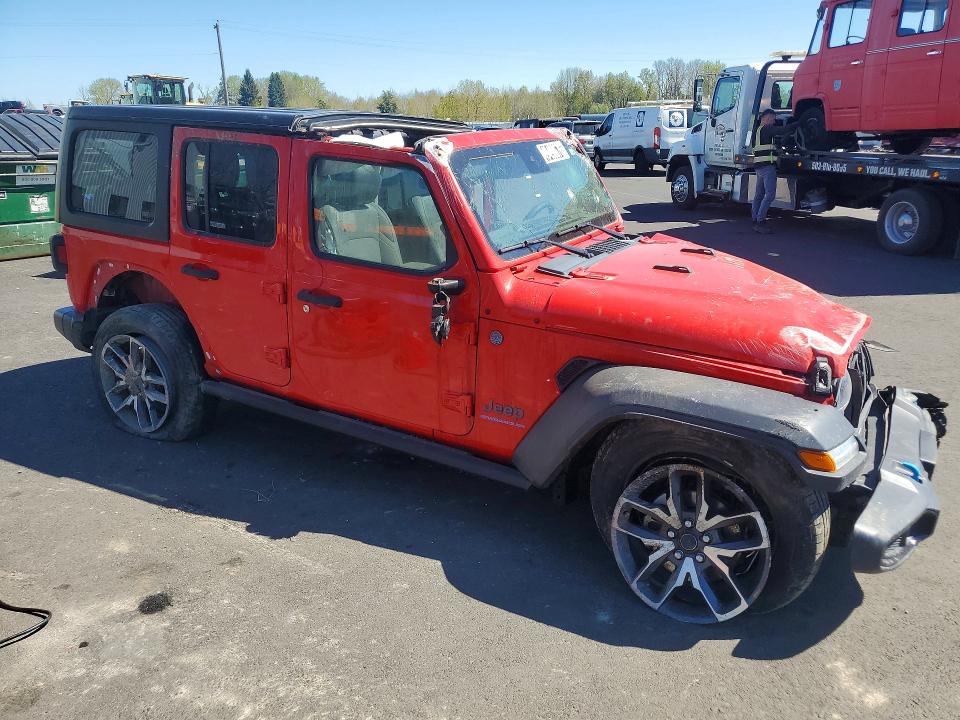2024 Jeep Wrangler / VIN 1C4RJXN64RW283393 COPART salvage auction — ROLLOVER, Ca - Non-Repairable Vehicle Cert, sold $550 on 2026-07-20 (photo 4)