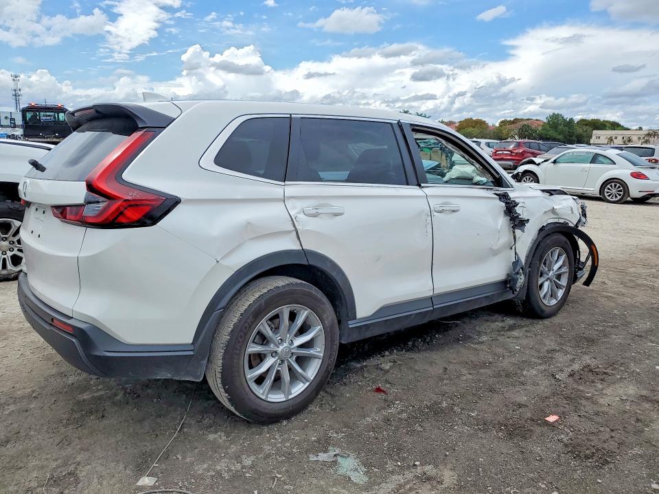 2025 Honda Cr-v VIN 2HKRS3H42SH332604 COPART salvage auction — SIDE, Fl - Cert Of Title Slvg Rebuildable, sold $8,500 on 2026-07-07 (photo 3)