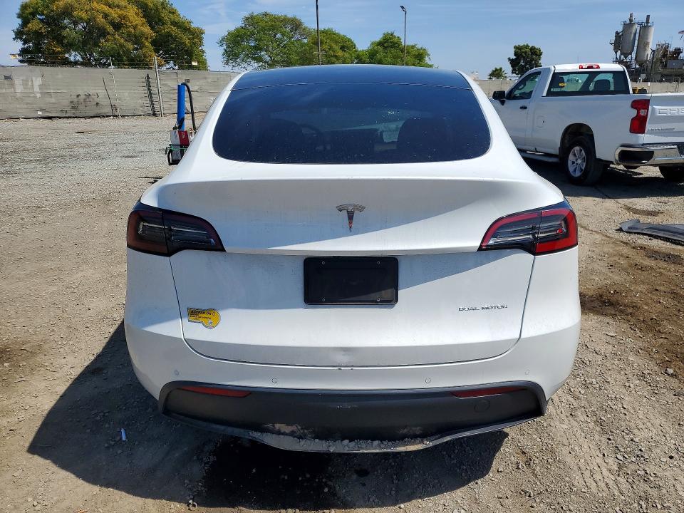 2022 Tesla Model y VIN 7SAYGDEE1NF363462 COPART salvage auction — FRONT END, Salvage Title, sold $125 on 2026-07-21 (photo 6)