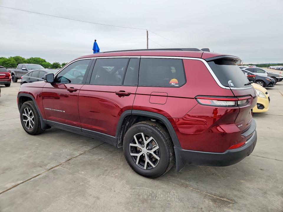 2025 Jeep Cherokee VIN 1C4RJKBG3S8702263 COPART salvage auction — SIDE, Tx - Salvage Vehicle Title, sold $18,800 on 2026-07-09 (photo 2)