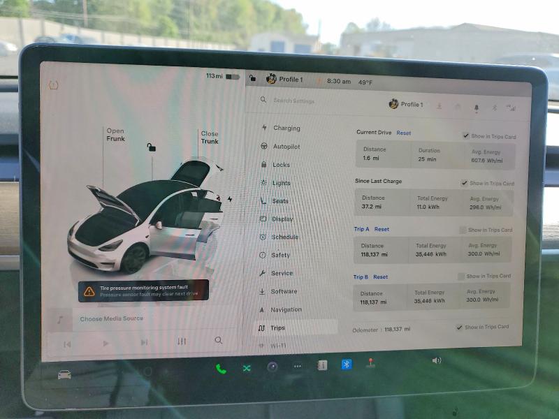 2023 Tesla Model y VIN 7SAYGDEE9PA025095 COPART salvage auction — SIDE, Salvage Title, sold $9,100 on 2026-07-15 (photo 9)