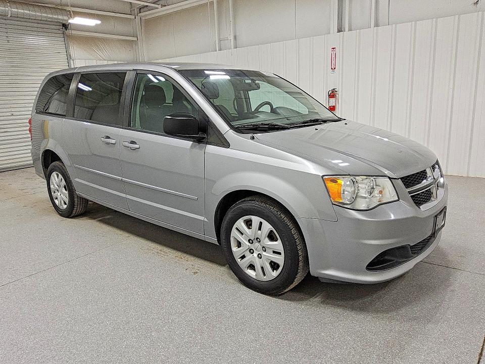 2016 Dodge Caravan VIN 2C4RDGBG0GR106317 COPART salvage auction — REAR END, Salvage Title, sold $10,400 on 2026-07-29 (photo 4)