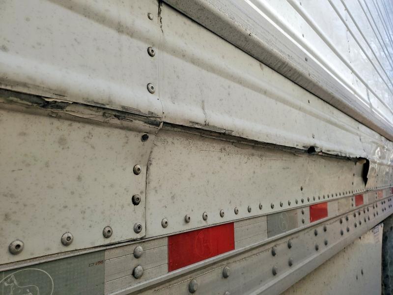 2017 Great dane trai VIN 1GRAA062XHW108618 COPART salvage auction — SIDE, KS - CERTIFICATE OF TITLE, sold $9,300 on 2026-08-11 (photo 9)