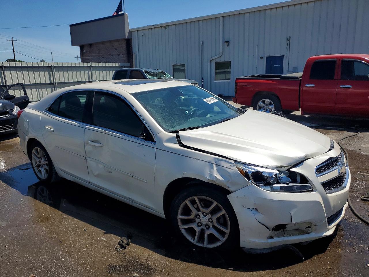2013 Chevrolet Malibu VIN 1G11D5SR8DF162990 COPART salvage auction — Front End, AL - CERT OF TITLE-SALVAGE TITLE, sold $750 on 2026-06-25 (photo 4)