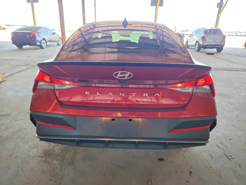 2025 Hyundai Elantra VIN KMHLM4DG1SU976098 COPART salvage auction — FRONT END, Salvage Title, sold $6,200 on 2026-07-27 (photo 6)