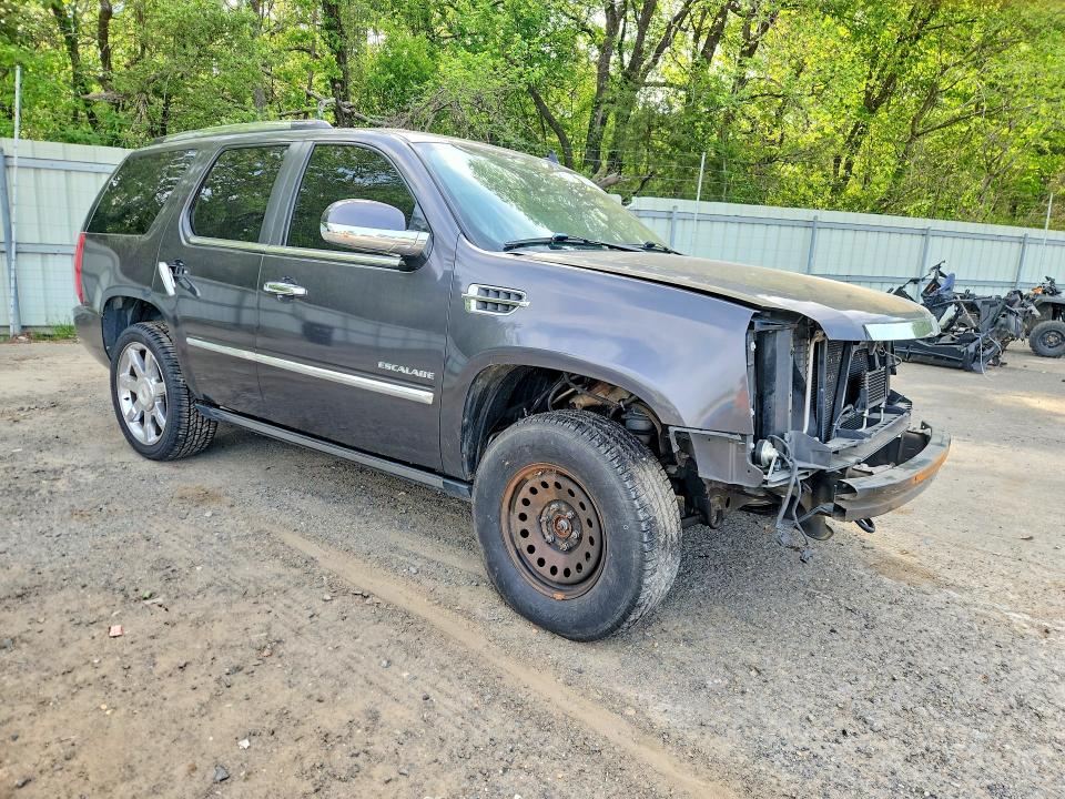 2010 Cadillac Escalade VIN 1GYUKCEFXAR171484 COPART salvage auction — FRONT END, Ar - Cert Of Title-Salvage, sold $1,900 on 2026-07-09 (photo 4)