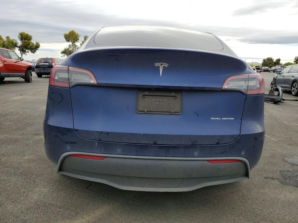 2022 Tesla VIN 7SAYGDEE1NF550734 COPART salvage auction — FRONT END, Salvage Title, sold $10,800 on 2026-08-03 (photo 6)