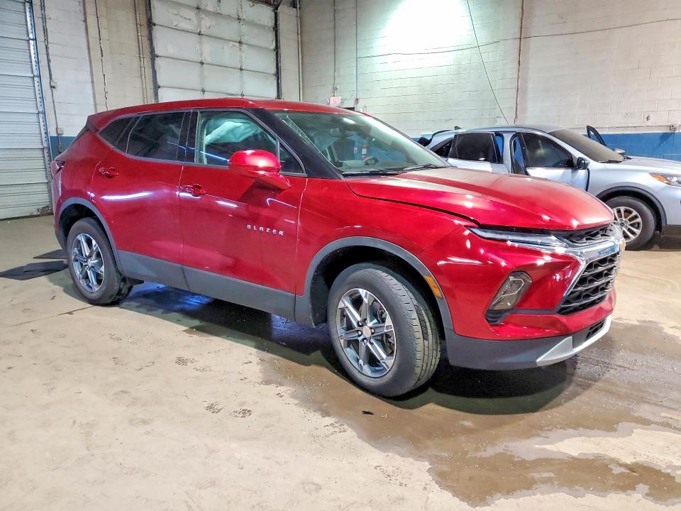 2025 Chevrolet Blazer VIN 3GNKBCR42SS107760 COPART salvage auction — SIDE, Mi - Certificate Of Title, sold $10,000 on 2026-07-03 (photo 4)