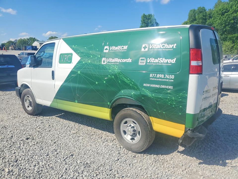 2025 Chevrolet Express VIN 1GCWGAFP0S1114044 COPART salvage auction — REAR END, Tx - Salvage Vehicle Title, sold $8,500 on 2026-07-27 (photo 2)