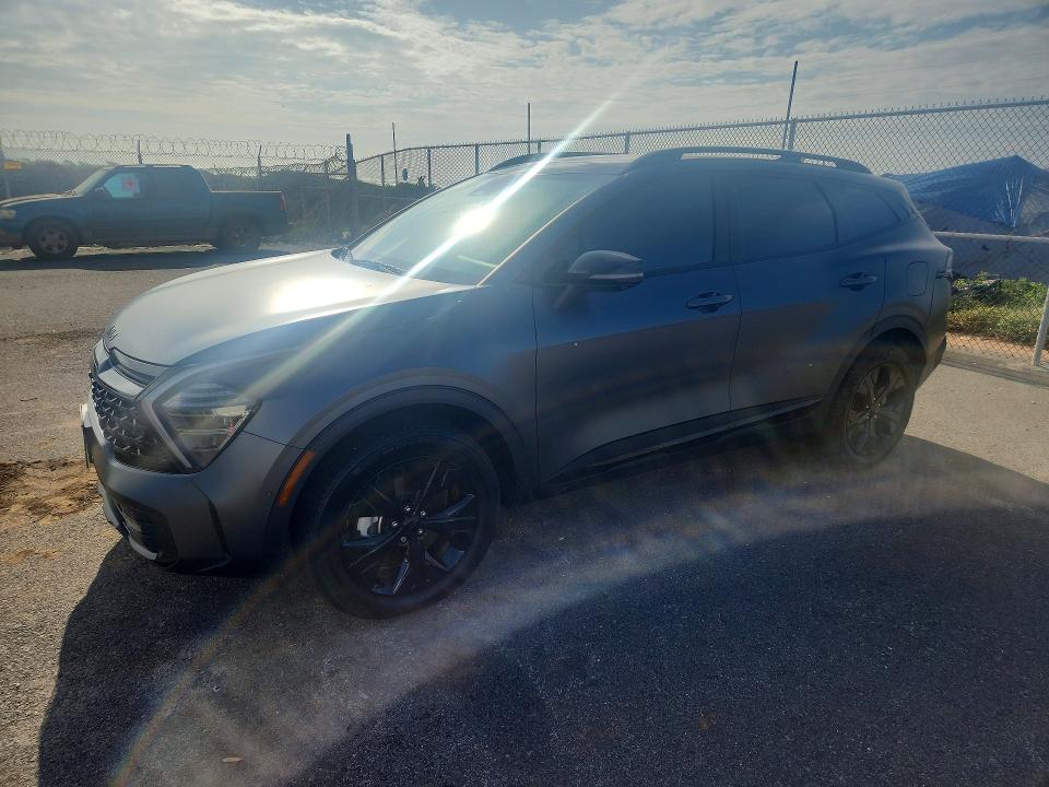 2025 Kia Sportage hybrid VIN KNDPZDDH8S7237180 — COPART salvage auction photo