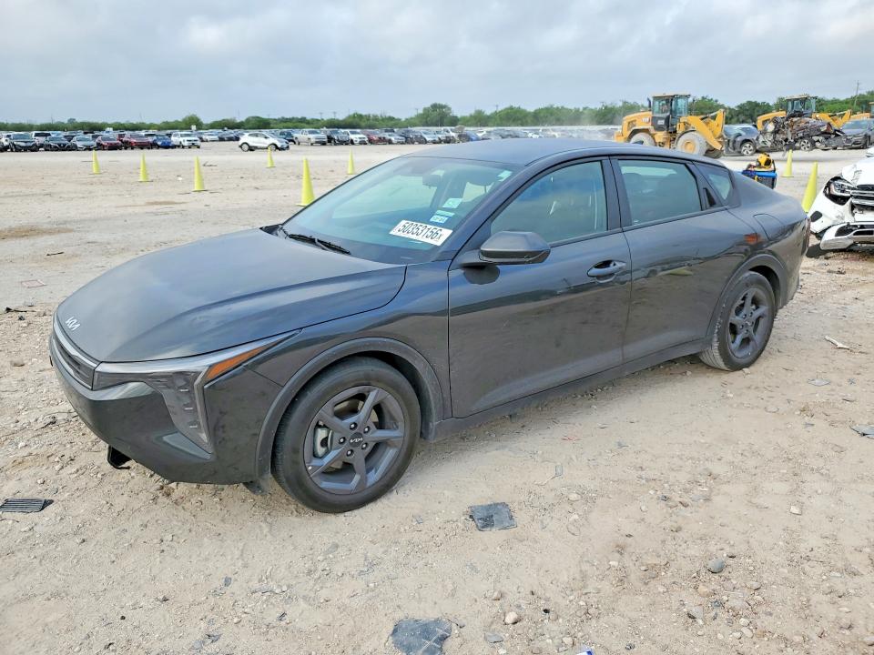 2025 Kia K4 VIN 3KPFT4DE8SE068555 — COPART salvage auction photo