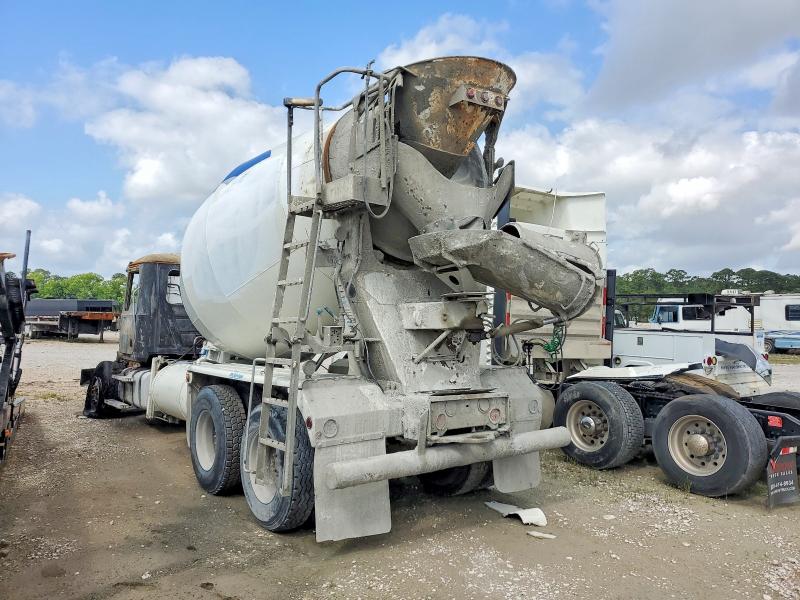 2020 Mack Granite VIN 1M2GR2GC8LM013488 COPART salvage auction — BURN, TX - SALVAGE VEHICLE TITLE, sold $275 on 2026-09-04 (photo 3)