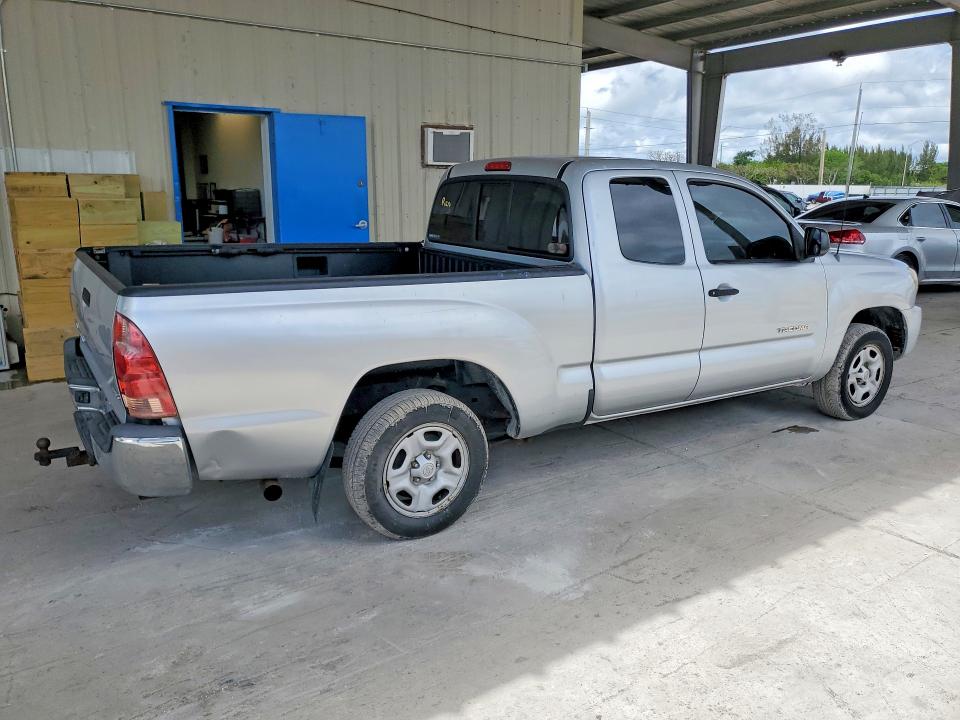 2008 Toyota Tacoma VIN 5TETX22N58Z585425 COPART salvage auction — MINOR DENT/SCRATCHES, Fl - Certificate Of Title, sold $6,300 on 2026-07-27 (photo 3)