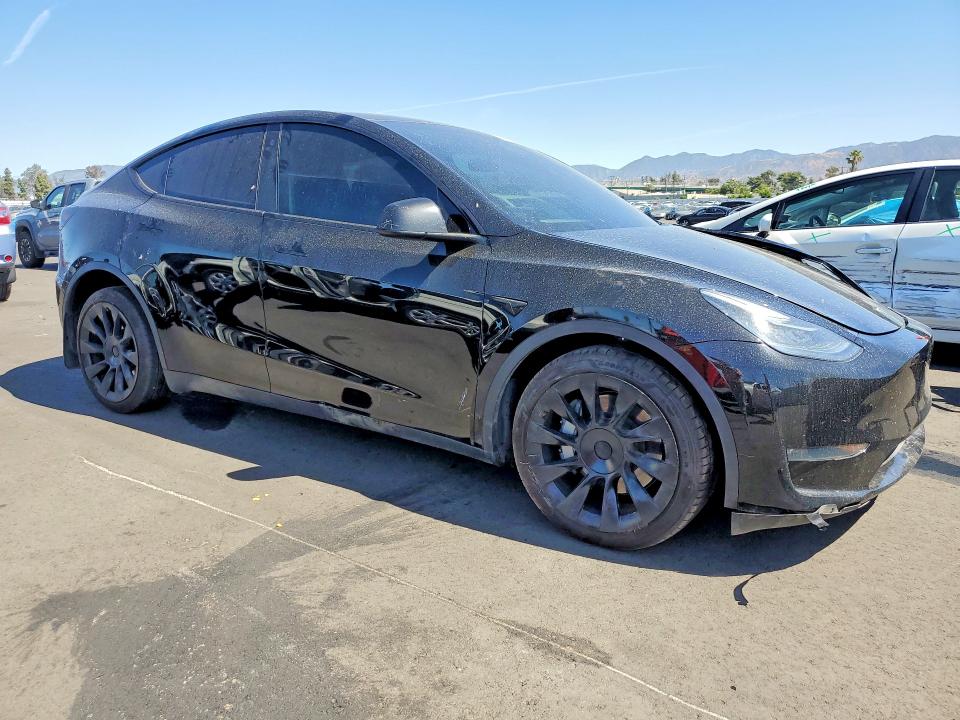 2023 Tesla Model y VIN 7SAYGDEE2PA109906 COPART salvage auction — FRONT END, CA, sold $6,500 on 2026-07-27 (photo 4)