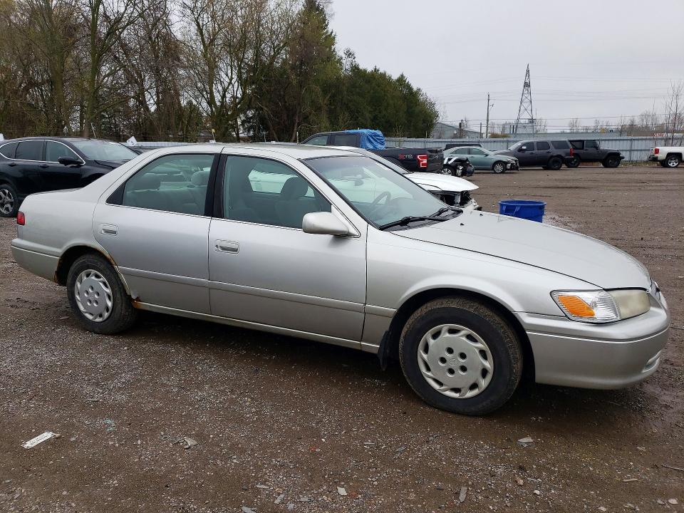 2000 Toyota Camry VIN JT2BG22K1Y0517097 COPART salvage auction — VANDALISM, On - Permit Rebuilt - Unfit, sold $150 on 2026-07-03 (photo 4)