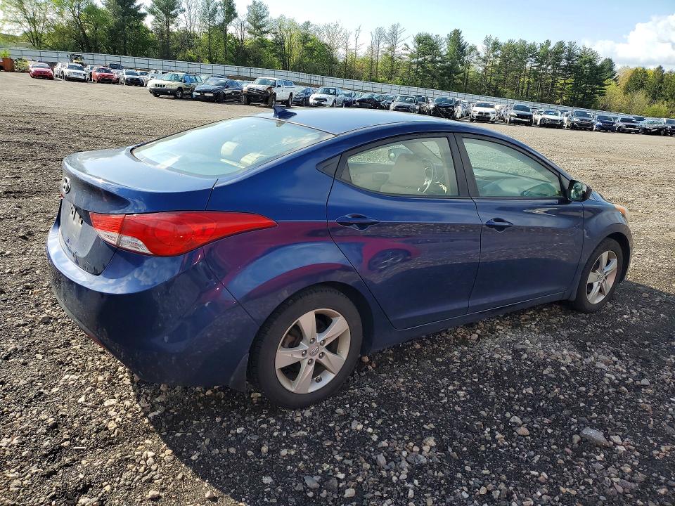2013 Hyundai Elantra VIN KMHDH4AE8DU821210 COPART salvage auction — REAR END, WA - VEHICLE CERT OF OWNERSHIP-TITL, sold $350 on 2026-07-27 (photo 3)
