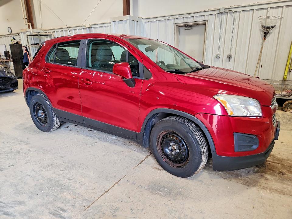 2015 Chevrolet Trax VIN KL7CJKSB9FB067713 COPART salvage auction — FRONT END, WI, sold $600 on 2026-07-22 (photo 4)