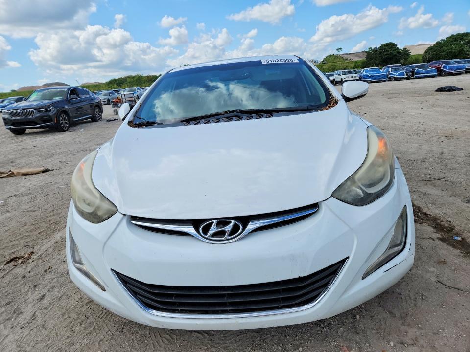 2016 Hyundai Elantra VIN 5NPDH4AE8GH788714 COPART salvage auction — MINOR DENT/SCRATCHES, MT - CERT OF TITLE-REBUILT SALVAGE, sold $1,700 on 2026-07-02 (photo 5)