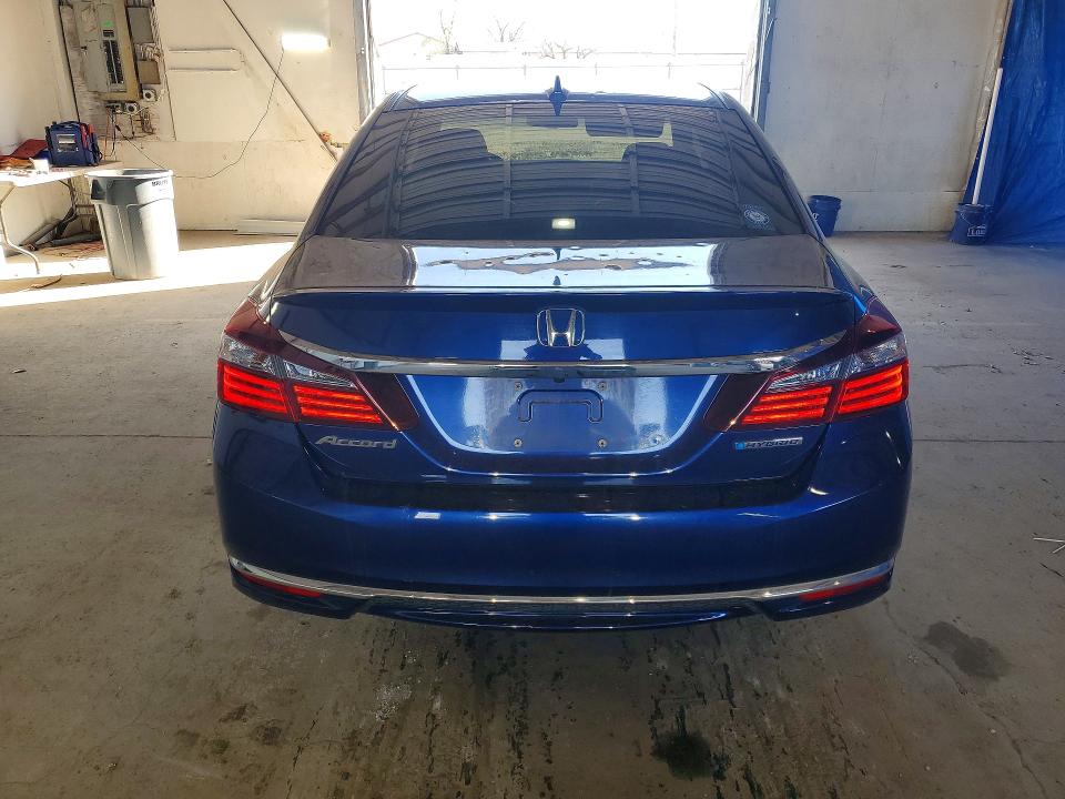 2017 Honda Accord VIN JHMCR6F59HC022953 COPART salvage auction — HAIL, Ky - Hail Salvage Brand, sold $4,250 on 2026-07-13 (photo 6)