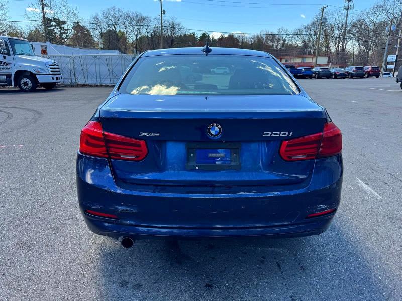 2018 BMW 3 series VIN WBA8E5G54JNU47029 COPART salvage auction — MINOR DENT/SCRATCHES, Ny - Certificate Of Title, sold $1,200 on 2026-07-30 (photo 5)