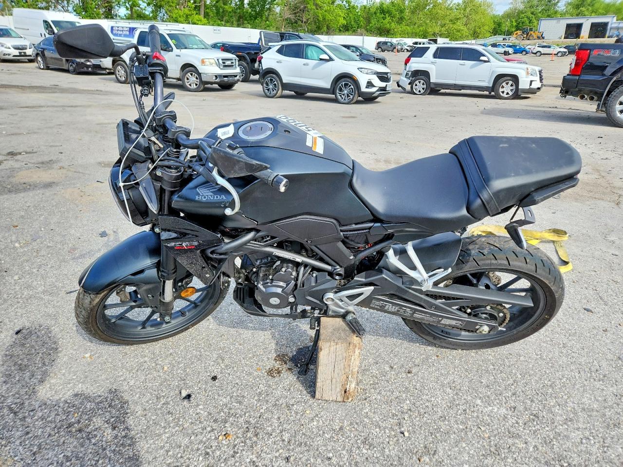 2025 Honda CBF300 VIN MLHNC5554S5500504 COPART salvage auction — Front End, MO - SALVAGE CERTIFICATE OF TITLE, sold $1,100 on 2026-06-25 (photo 3)