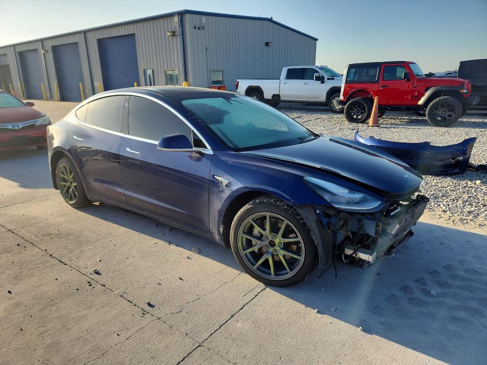 2020 Tesla Model 3 VIN 5YJ3E1EB5LF617625 COPART salvage auction — SIDE, Tx - Certificate Of Title, sold $175 on 2026-07-28 (photo 4)