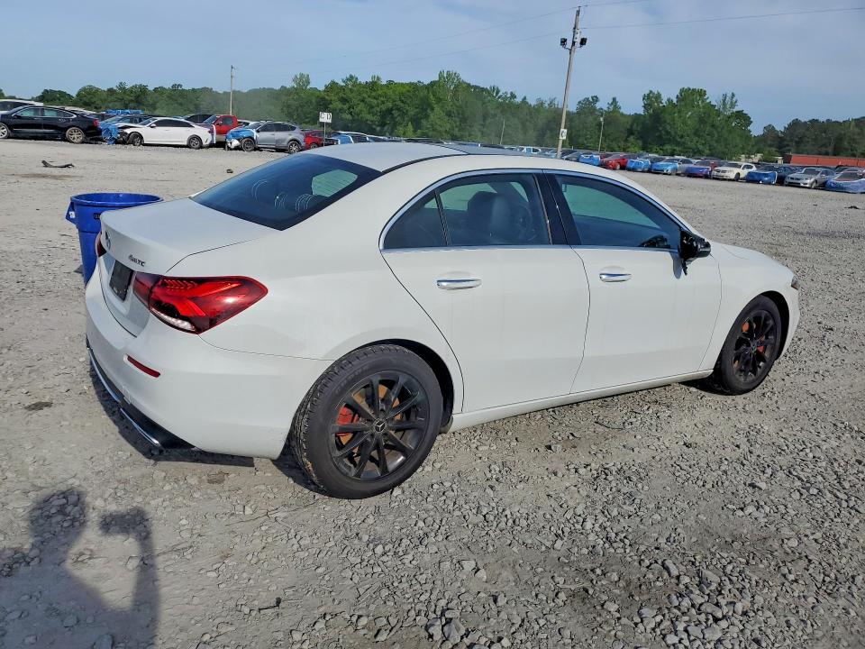 2020 Mercedes-benz A-klasse VIN WDD3G4FB4LW038525 COPART salvage auction — MINOR DENT/SCRATCHES, Id - Salvage Certificate Of Title, sold $9,000 on 2026-07-16 (photo 3)