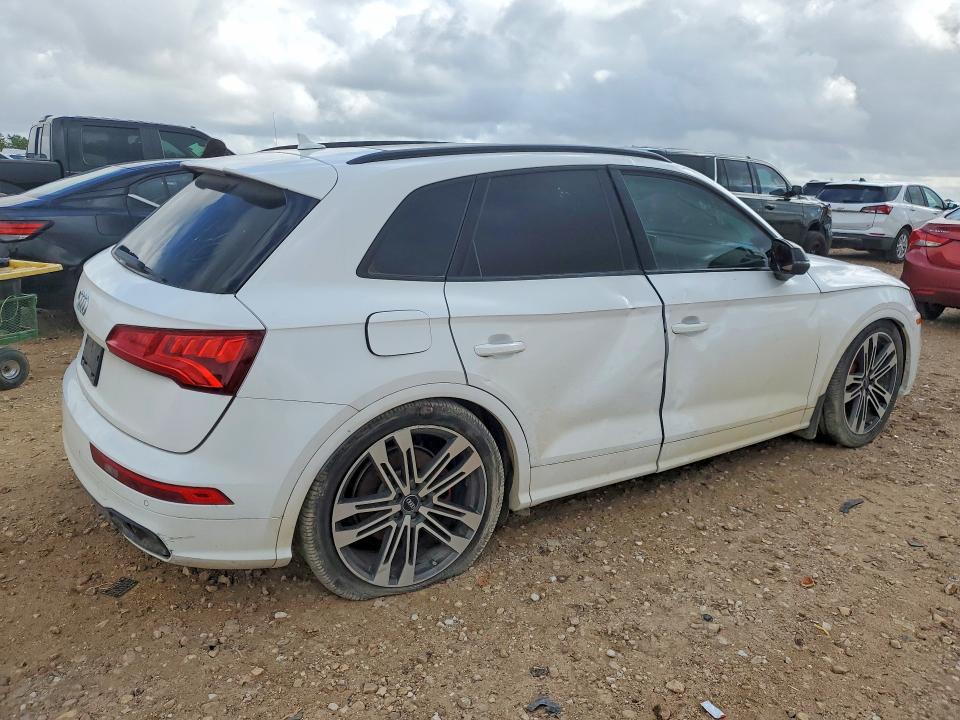 2019 Audi Sq5 VIN WA1B4AFY5K2040396 COPART salvage auction — REAR END, Tx - Certificate Of Title, sold $8,900 on 2026-07-30 (photo 3)