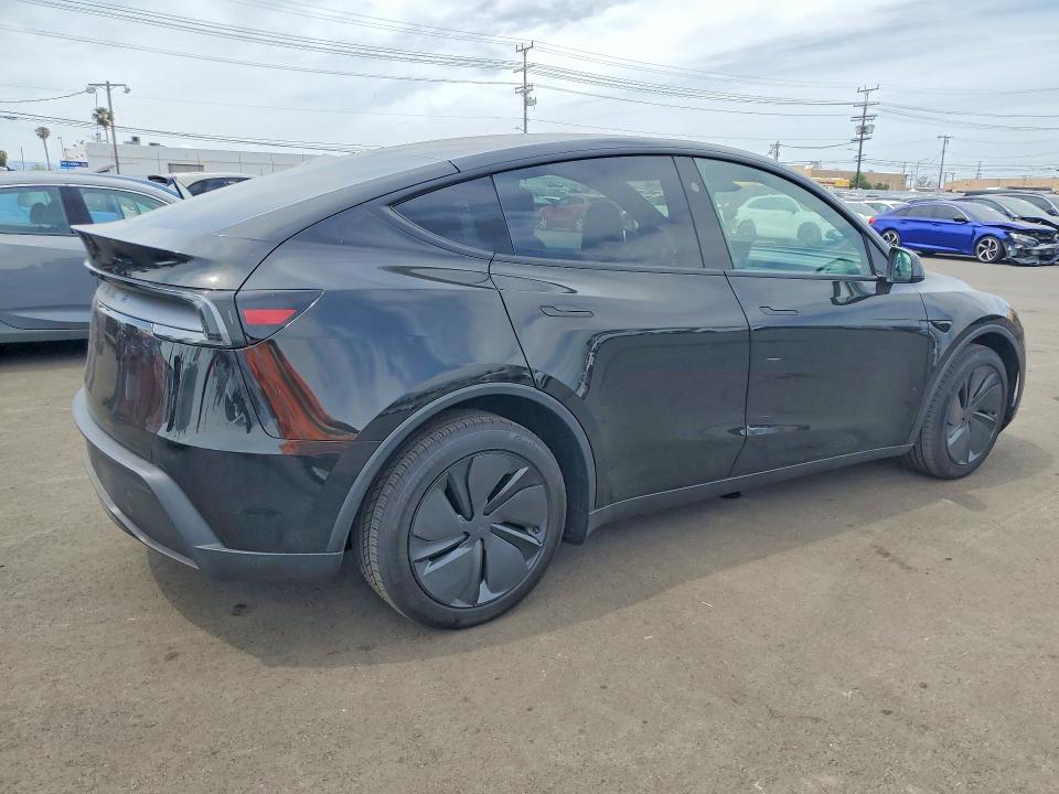 2026 Tesla Model y VIN 7SAYGDED0TF601595 COPART salvage auction — FRONT END, Salvage Title, sold $21,900 on 2026-07-15 (photo 3)